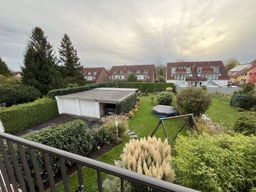Garten mit Garagen - Etagenwohnung mit 93,00 m&sup2; in Aachen zum Kaufen