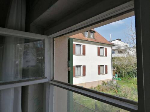 Schlafzimmer nach Osten - hier Blick nach Nordost.jpg - 
