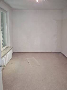 EG Arbeitzimmer Süden nach Räumung.jpg - 