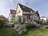 Ansicht Südost - zwei Terrassen.jpg - 7 Zimmer Einfamilienhaus zum Kaufen in Ludwigsburg