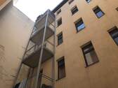 Ansicht vom Hof - 6 Zimmer Etagenwohnung in Halle (Saale)