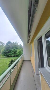 Balkon mit Markise - 3 Zimmer Etagenwohnung in Görlitz