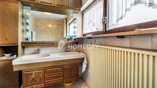 1. OG Badezimmer 2 - 