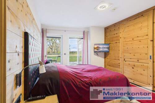 Schlafzimmer EG - 