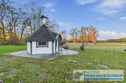 Finnische Kota mit Sauna und Grill - 