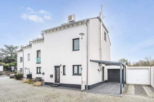 Frontansicht - Einfamilienhaus mit Neubaucharakter und hochwertiger Ausstattung