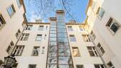 Innen hof / Fassade / Fahrstuhl - 