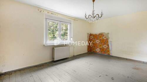 1. OG Schlafzimmer 1 - 