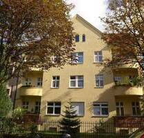 vermietete Altbauwohnung mit Balkon in Lichterfelde - Berlin