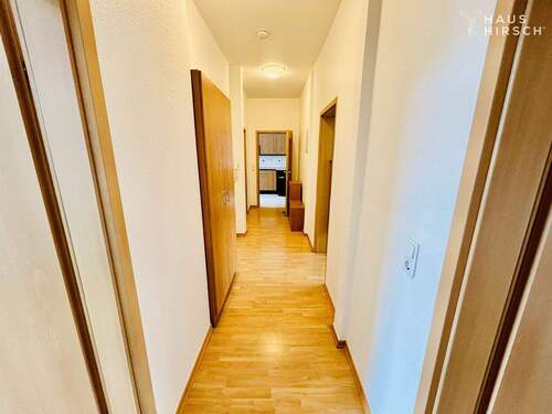 Flur - Etagenwohnung mit 90,00 m&sup2; in Wuppertal zum Kaufen