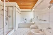 Badezimmer Erdgeschoss - 