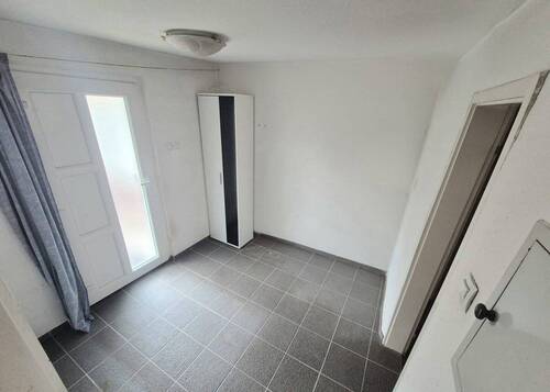 Eingangsbereich Wohnung 1.jpeg - Einfamilienhaus mit 210,00 m&sup2; in Gaggenau zum Kaufen