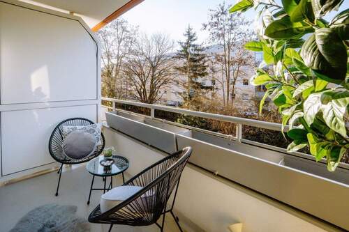 Balkon mit Süd/West-Richtung - 
