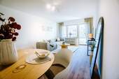 Wohn- und Esszimmer - 2 Zimmer Etagenwohnung zum Kaufen in Fürstenfeldbruck