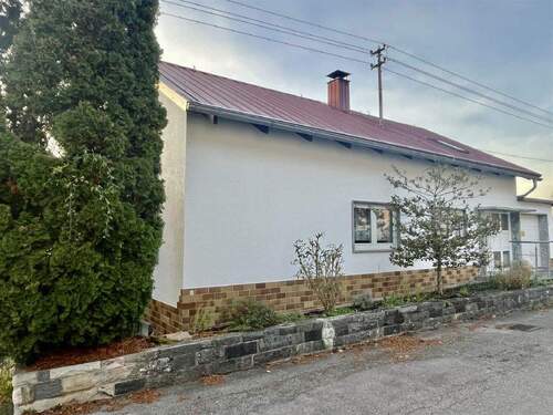 Bild3 - 8 Zimmer Einfamilienhaus in Niederstetten-Vorbachzimmern