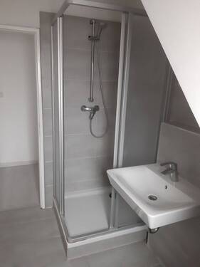 Bad - 2 Zimmer Etagenwohnung zur Miete in Hannover