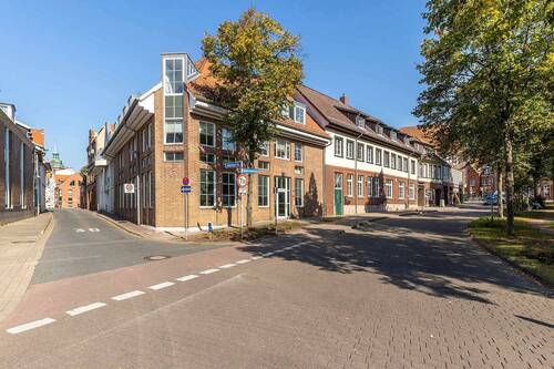 Außenansicht - Mehrfamilienhaus, Wohnhaus in Lüneburg