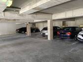 zur Wohnung gehört ein Tiefgaragenstellplatz - 