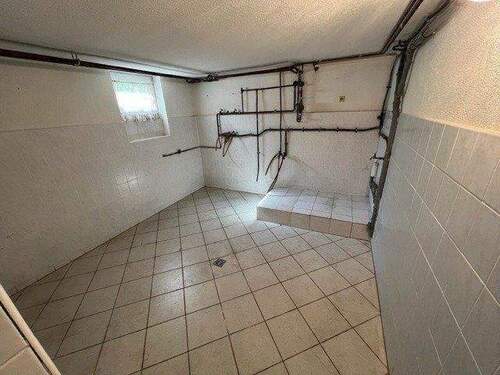 Hauswirtschaftsraum im Keller - 