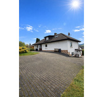 Familienfreundliches Einfamilienhaus mit vermieteter Einliegerwohnung in Oberjossa - Breitenbach am Herzberg