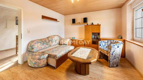 1. OG Wohnzimmer 1 2 - 