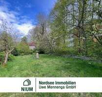 BAUGRUNDSTÜCK IM ORTSKERN VON HAGE | BAULÜCKE