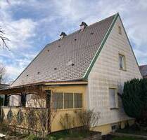 Freistehendes Einfamilienhaus mit Garage und Garten in Ingolstadt
