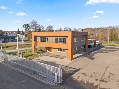 Bild 2 - Halle zum Kaufen in Vogt