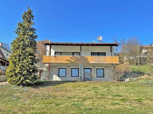 Hausansicht - AIGNER - Einfamilienhaus mit individuellem Gestaltungsspielraum und traumhaften Ausblick