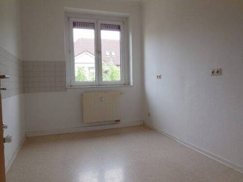 04 Küche-Musterfoto.jpg - Etagenwohnung mit 66,90 m&sup2; in Riesa zur Miete