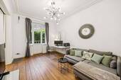 Wohnzimmer - 4 Zimmer Etagenwohnung in Hamburg