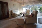 Wohnbereich1.JPG - RESERVIERT - Großzügiger Bungalow mit Garage in beliebter Wohnlage***