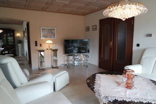 Wohnbereich2.JPG - 8 Zimmer Bungalow zum Kaufen in Bickenbach