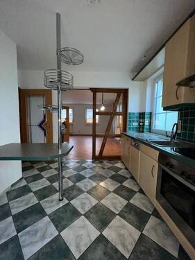 Küche mit Sicht zum WZ - 