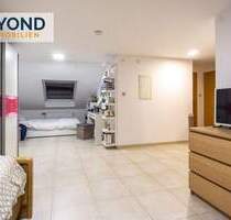 Charmante Dachgeschosswohnung mit Möglichkeit zur Erweiterung in Moers!