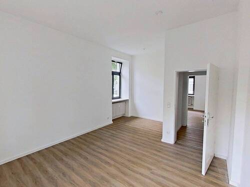 Ansicht II: Wohn- und Esszimmer - 2 Zimmer Etagenwohnung zur Miete in Augsburg