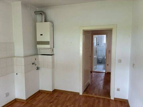 Küche Rückansicht - 2 Zimmer Etagenwohnung zur Miete in Halle (Saale)