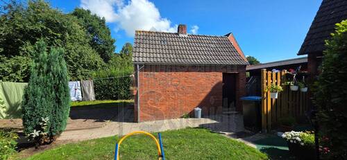 massives Nebengebäude - 4 Zimmer Einfamilienhaus in Weener