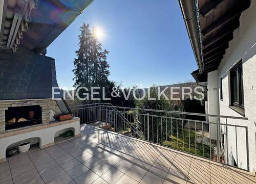 Terrasse - Einfamilienhaus mit 224,00 m&sup2; in Ober-Mörlen zum Kaufen