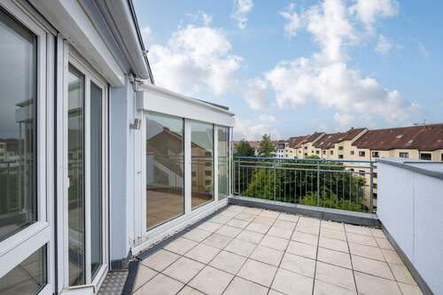 Terrasse - 2 Zimmer Etagenwohnung in München