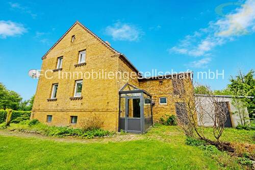 Hausansicht / Hauseingang - 6 Zimmer Einfamilienhaus in Kemberg