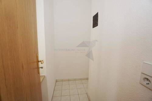 Abstellkammer - 