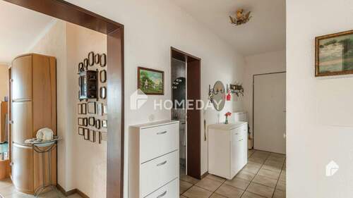 Flur 1 - 3 Zimmer Etagenwohnung zum Kaufen in Mainz