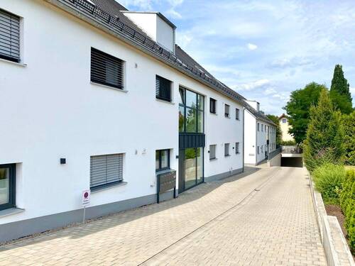 Tiefgaragenzufahrt - 2 Zimmer Etagenwohnung in Nittenau
