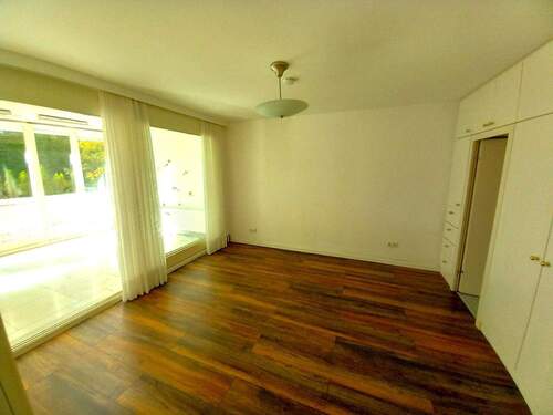 Elternzimmer mit Wintergarten - 