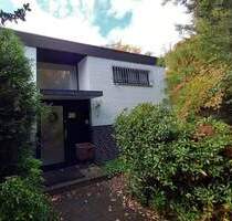 Stilvoller Bungalow (6Zimmer) 157 m² Wohnfläche | Wintergarten | Garage | ruhige Lage - Hamburg Eißendorf