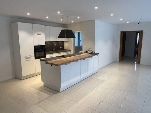 Wohnküche und Esszimmer - Saniertes Architektenhaus - modern, offen in Bestlage von Hamburg - Niendorf