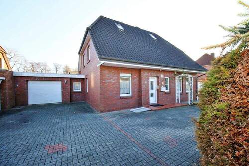 Außenansicht - 6 Zimmer Einfamilienhaus zum Kaufen in Wilhelmshaven-Maadebogen