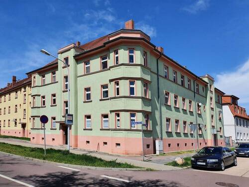 Hausansicht - 3 Zimmer Etagenwohnung zur Miete in Halle (Saale)