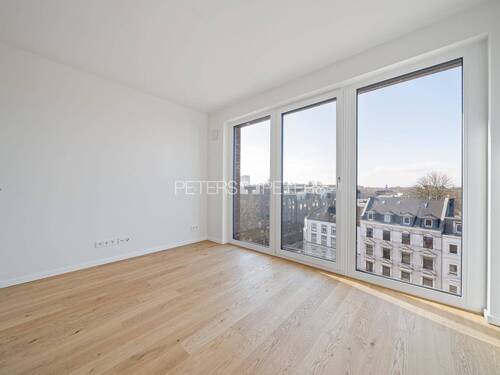 Zimmer - 6 Zimmer Büro zum Kaufen in Hamburg